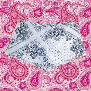 H&M Ladies Black & White Floral Paisley Bandana Print Sleep Shorts